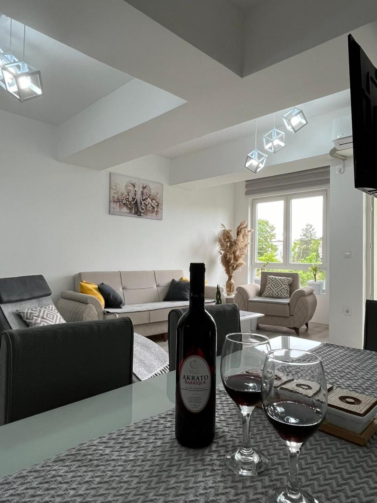 Maksim Apartments 스코페 외부 사진